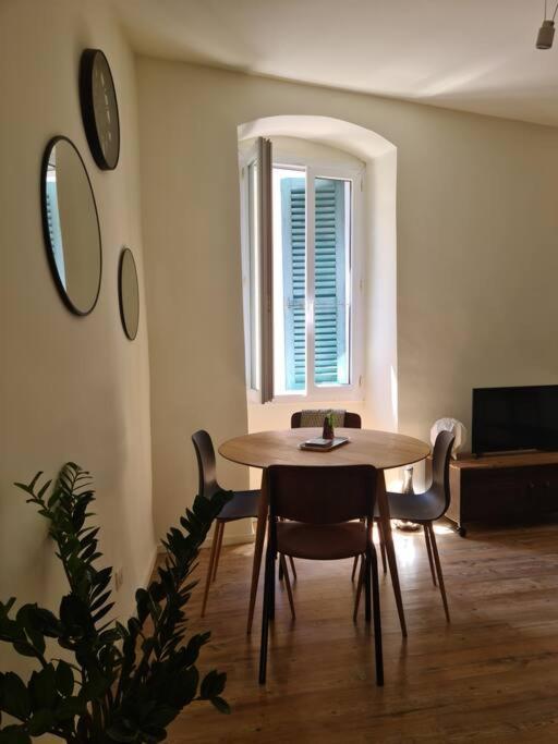 Apartamento Cocooning Au Coeur De La Cite Imperiale Ajaccio  Exterior foto