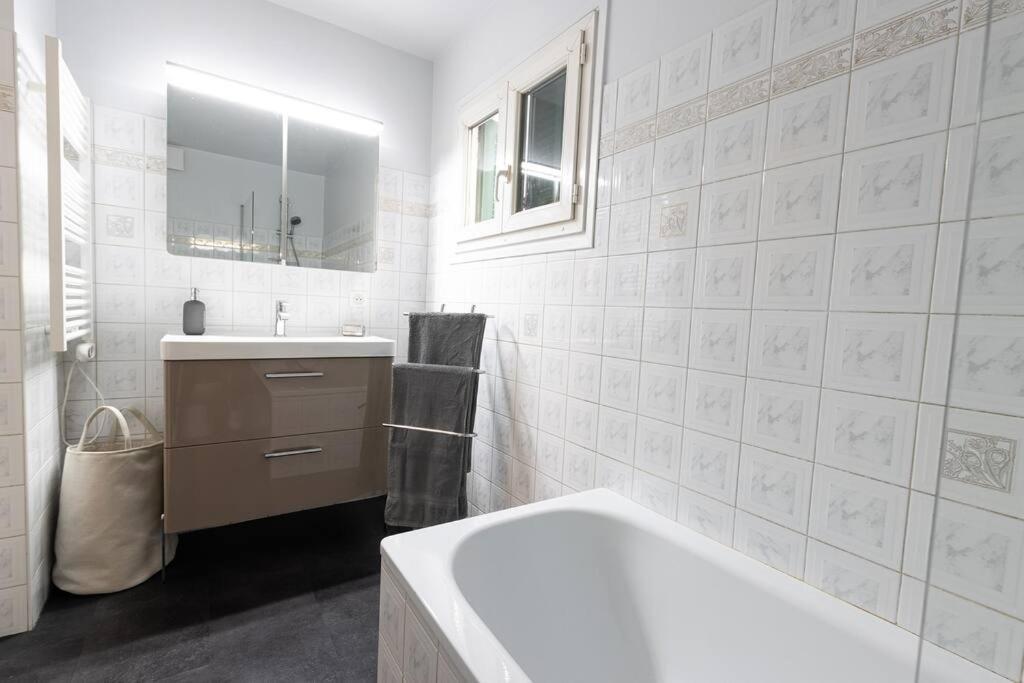 Apartamento Cocooning Au Coeur De La Cite Imperiale Ajaccio  Exterior foto